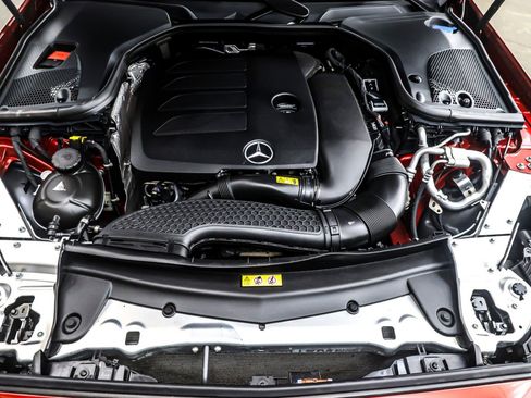 Used 2021 Mercedes-Benz E 350 Sedan w/ Premium Package image 11