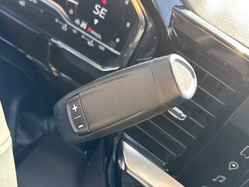 Used 2025 GMC Sierra 1500 SLT image 55