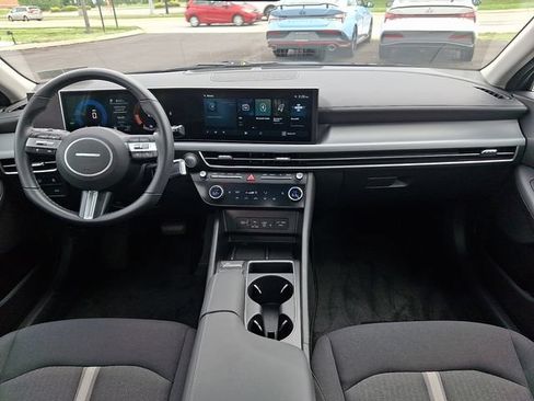 Certified 2026 Hyundai Sonata SEL FWD image 10