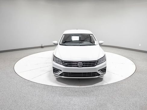 Used 2018 Volkswagen Passat 2.0T R-Line FWD image 26
