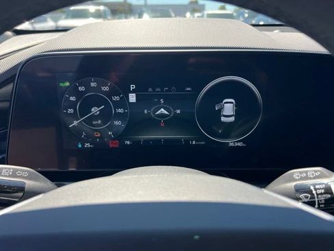 Certified 2023 Kia Niro Wind w/ Wind Preserve Package FWD image 18