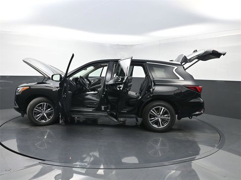 Used 2020 INFINITI QX60 Luxe w/ Essential Package image 40