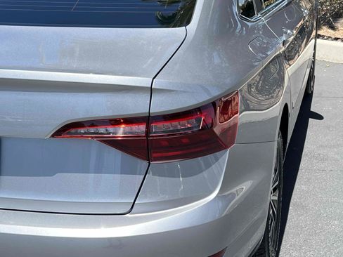 Used 2021 Volkswagen Jetta SE FWD image 51