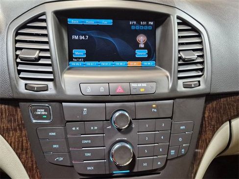 Certified 2013 Buick Regal Premium image 19