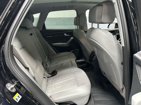 Used 2018 Audi Q5 2.0T Premium AWD/4WD image 11