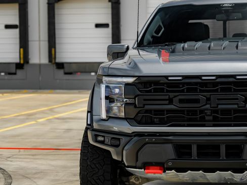 Used 2025 Ford F150 Raptor w/ Equipment Group 803A Raptor R AWD/4WD image 29