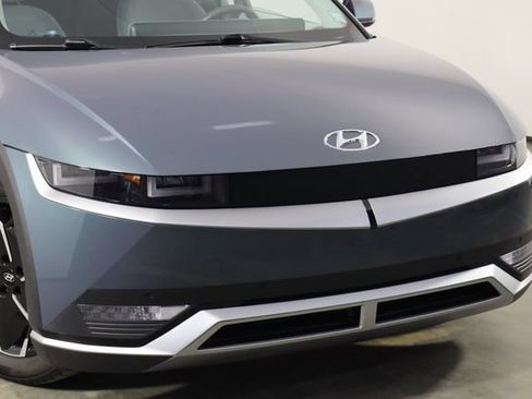 Used 2024 Hyundai Ioniq 5 SEL RWD image 49