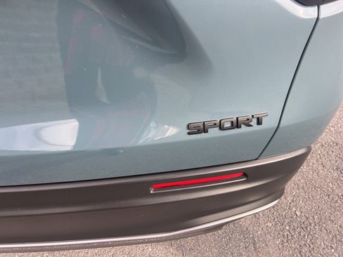 Used 2025 Honda HR-V Sport image 13