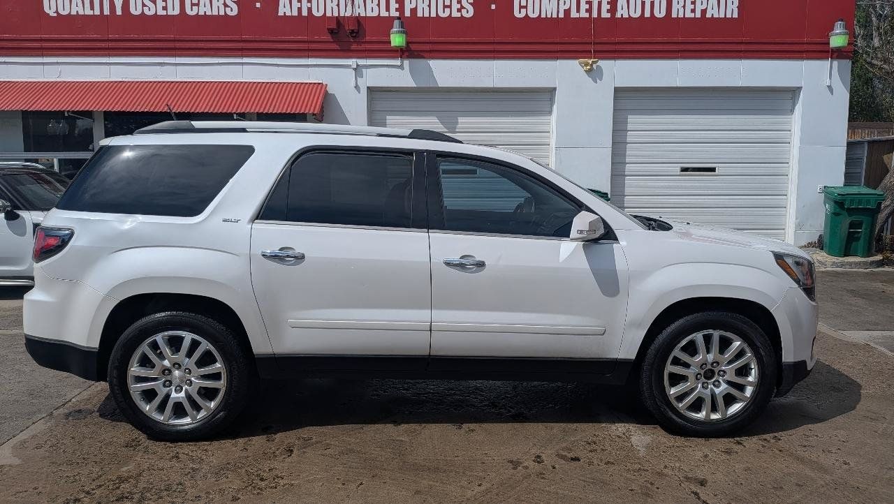 Used 2016 GMC Acadia SLT w/ Premium Edition FWD image 4