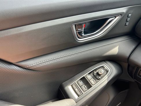 New 2025 Subaru Ascent Limited image 19