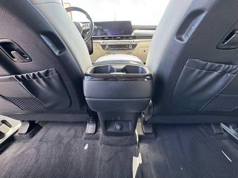 Used 2024 Kia Telluride S w/ S Sunroof Package AWD/4WD image 15