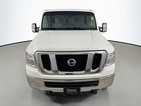 Used 2019 Nissan NV 3500 SL w/ Back Door Glass Package image 3