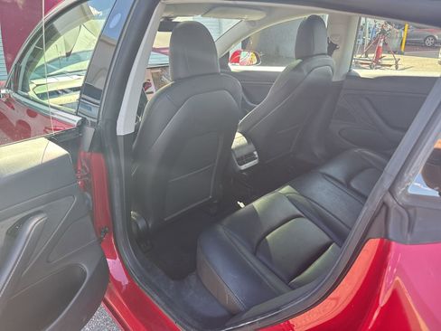 Used 2020 Tesla Model 3 Long Range image 16