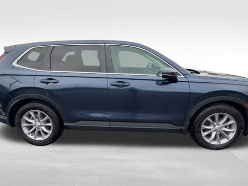 Used 2025 Honda CR-V EX-L image 8