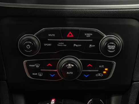 Used 2019 Dodge Charger R/T RWD image 23