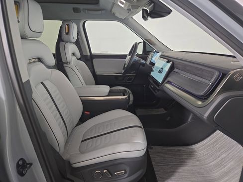 Used 2023 Rivian R1T Adventure AWD/4WD image 23