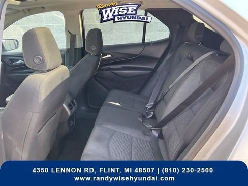 Used 2020 Chevrolet Equinox LT FWD image 24