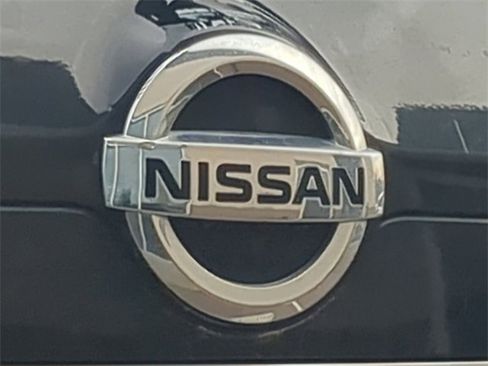 Used 2015 Nissan Rogue SL image 8