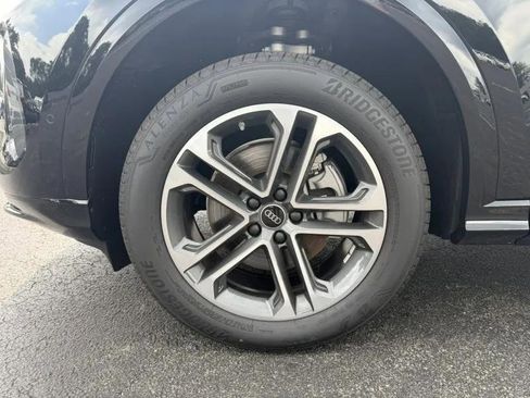 New 2025 Audi Q5 Premium image 23