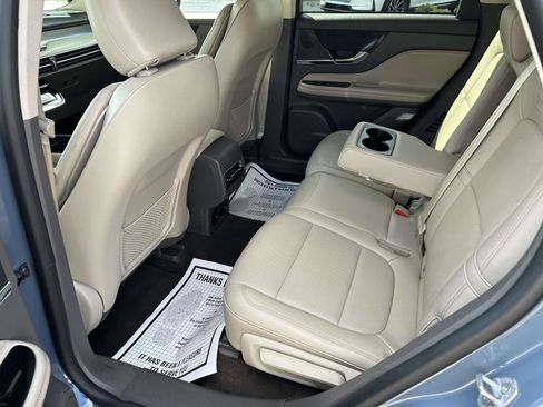 Certified 2023 Lincoln Corsair FWD w/ Equipment Group 101A image 17