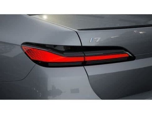 New 2026 BMW i7 eDrive50 w/ M Sport Package RWD image 8