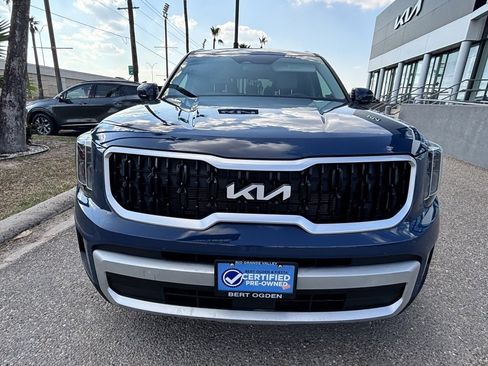 Used 2024 Kia Telluride EX image 2
