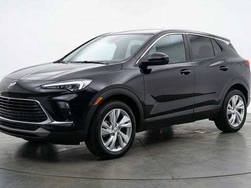 Used 2025 Buick Encore GX Preferred FWD image 3