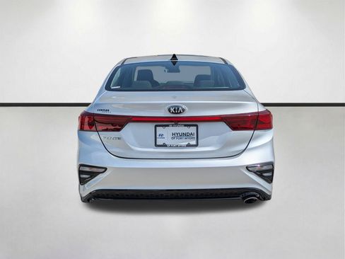 Used 2020 Kia Forte LXS FWD image 6