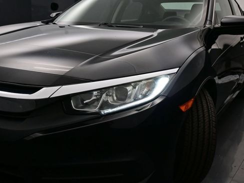 Used 2018 Honda Civic LX image 38
