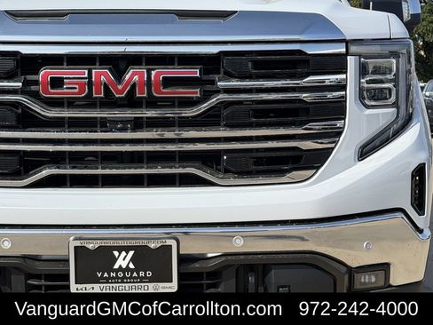 New 2026 GMC Sierra 1500 SLT AWD/4WD image 8