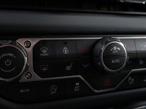 New 2026 Jeep Gladiator Mojave AWD/4WD image 36