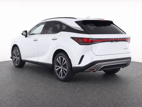 Used 2025 Lexus RX 350 Premium FWD image 4