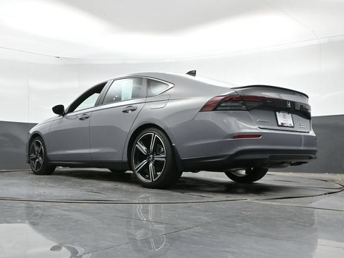 Used 2024 Honda Accord Sport image 38