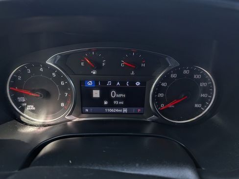 Used 2020 GMC Acadia SLT image 2