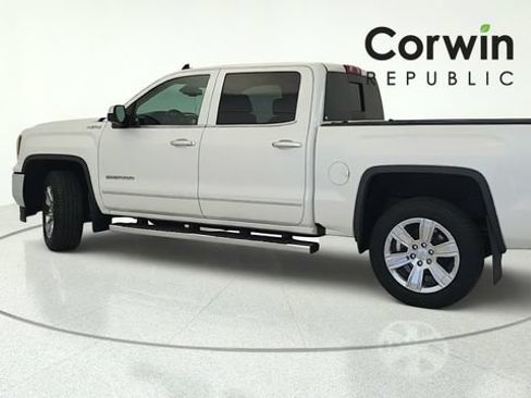 Used 2018 GMC Sierra 1500 SLT AWD/4WD image 3