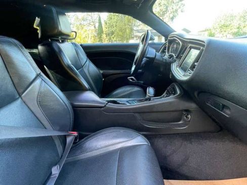 Used 2017 Dodge Challenger SXT Plus RWD image 11