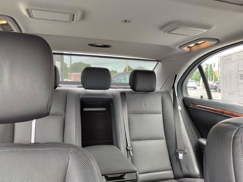 Used 2010 Mercedes-Benz S 550 4MATIC image 59