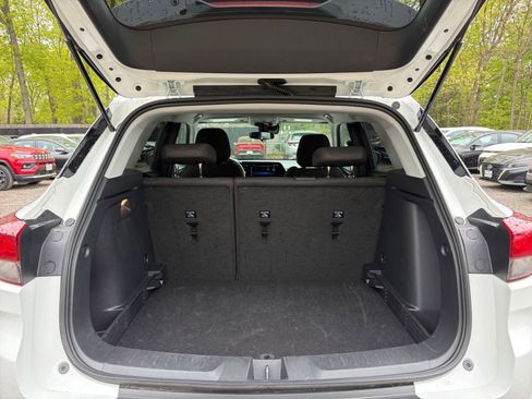 Used 2025 Chevrolet TrailBlazer LT FWD image 30