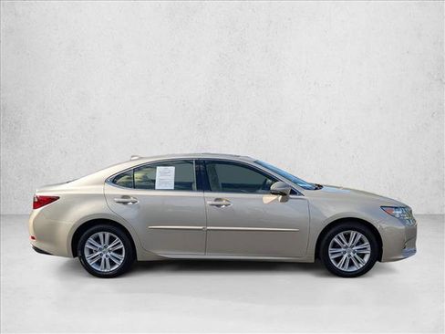 Used 2015 Lexus ES 350 image 4