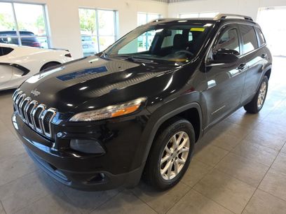 Used 2014 Jeep Cherokee Latitude w/ Comfort/Convenience Group