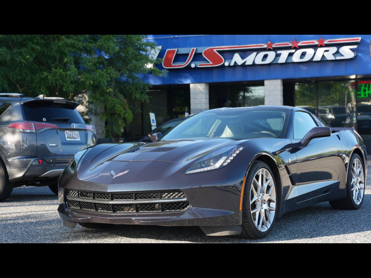 Used 2015 Chevrolet Corvette Stingray Coupe w/ Battery Protection Package RWD image 1