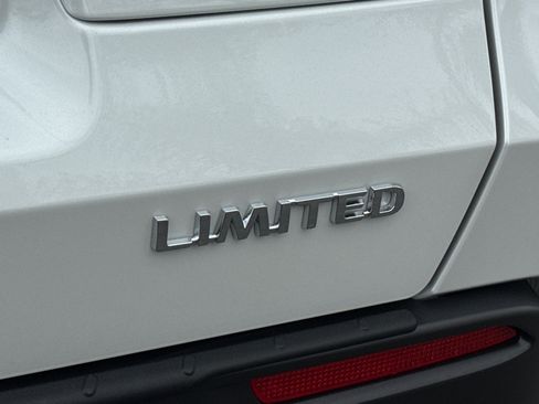 New 2026 Toyota bZ FWD image 11