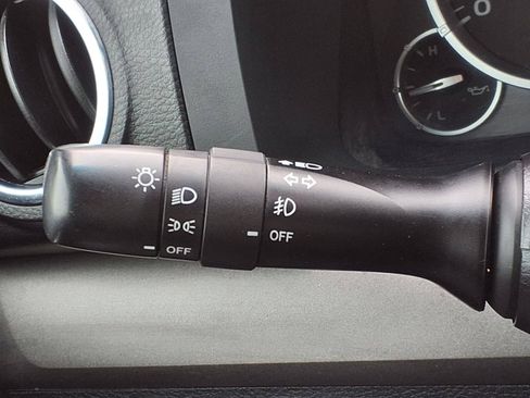 Used 2017 Toyota Tundra SR5 w/ SR5 Upgrade Package RWD image 21