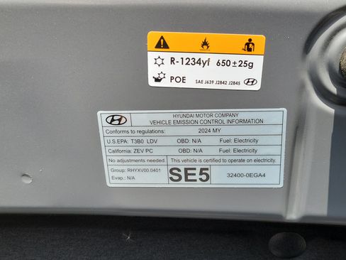 Certified 2024 Hyundai Kona SEL FWD image 27