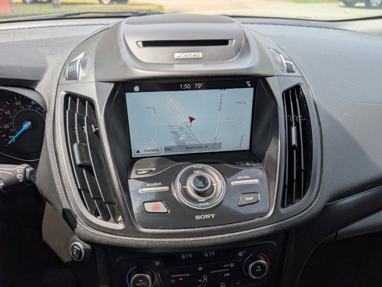 Used 2017 Ford Escape Titanium AWD/4WD image 26