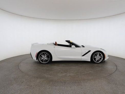 Used 2017 Chevrolet Corvette Stingray Convertible image 22