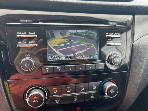 Used 2018 Nissan Rogue Sport S w/ S Appearance Package AWD/4WD image 16