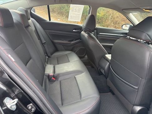 Used 2023 Nissan Altima 2.5 SR AWD/4WD image 22