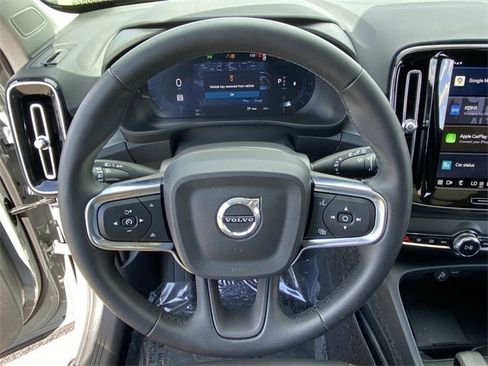 New 2025 Volvo XC40 B5 Core w/ Protection Package Premier image 21
