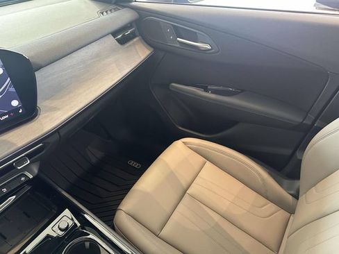 New 2026 Audi Q3 quattro 2.0T AWD/4WD image 13